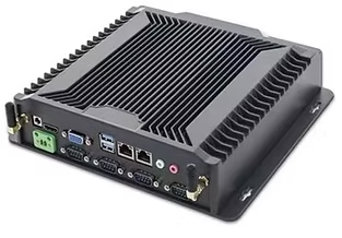 Seri portları ve Ethernet girişleri görünen fansız endüstriyel box PC